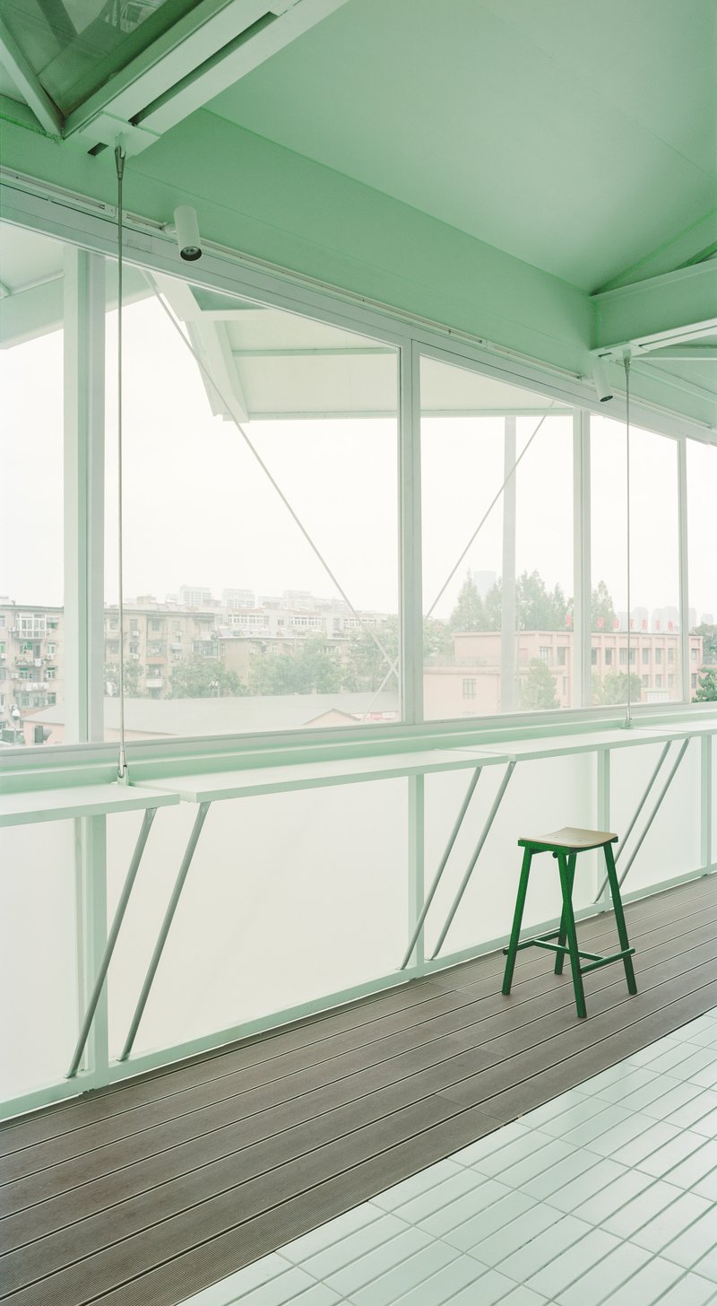 Livraria Minúscula 24 horas / SZ-ARCHITECTS - Fotografia de Interiores, Vidro