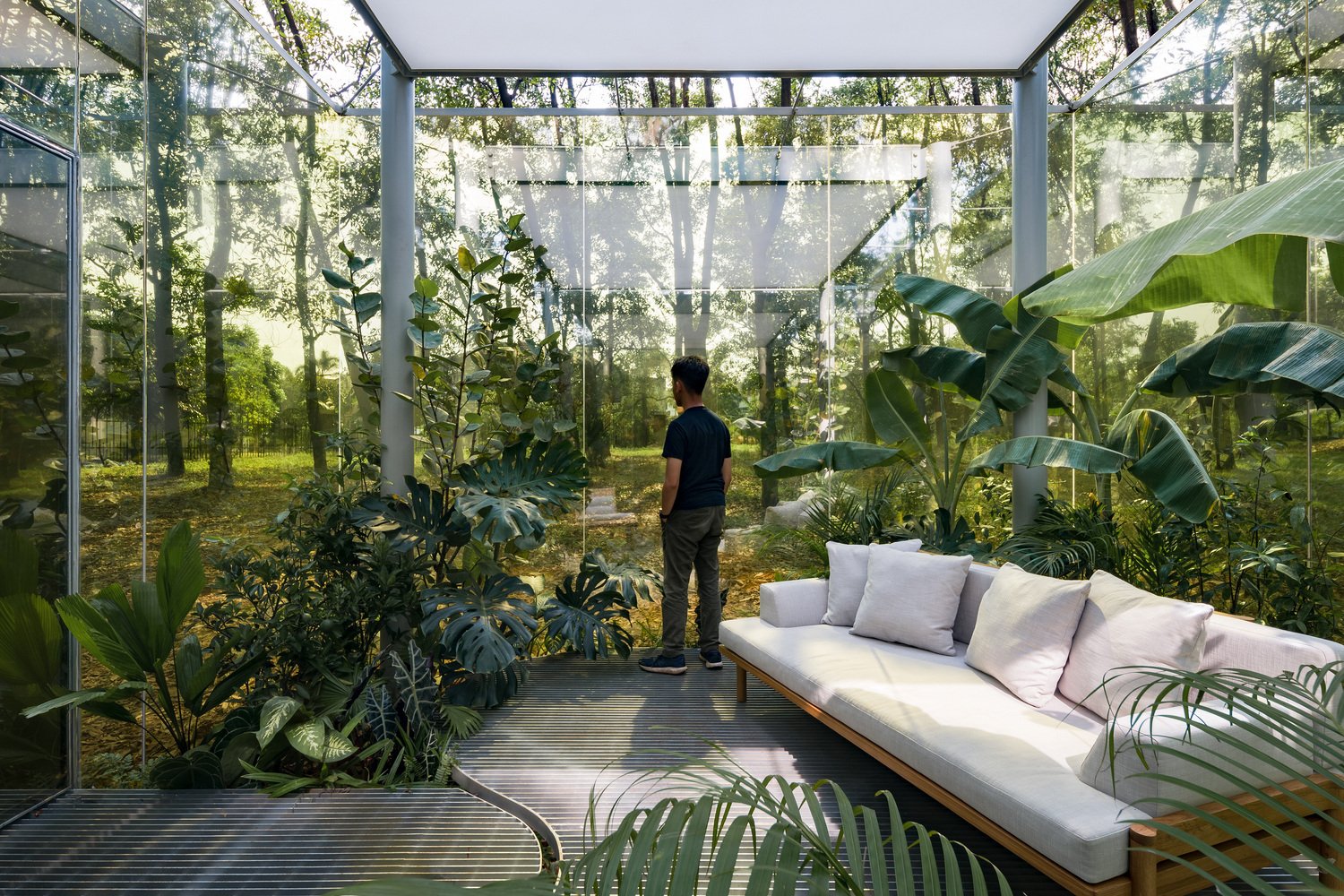 Arquitetura da Presença: O Convite Silencioso dos Espaços