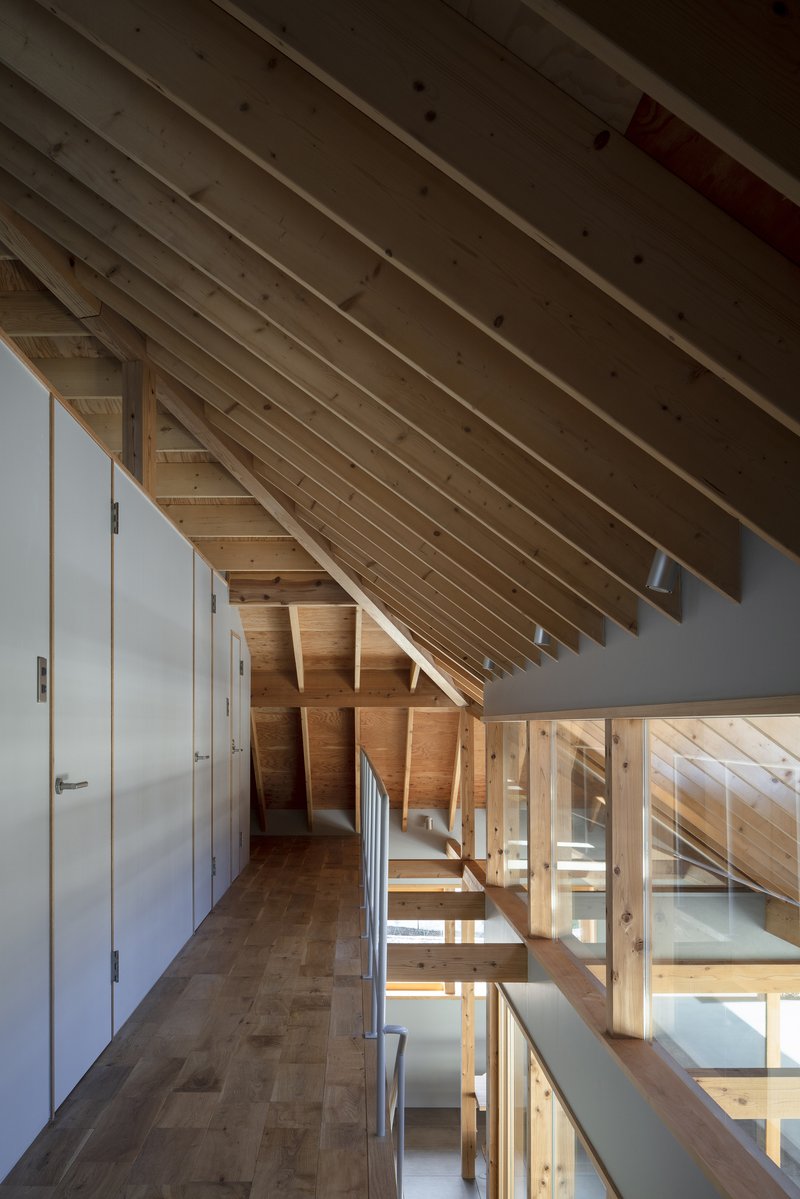 Folded Roof House / ISHIZAKI ARCHITECTS - Image 14 of 26