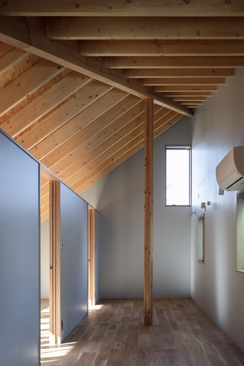 Folded Roof House / ISHIZAKI ARCHITECTS - Interior Photography, Wood, Beam