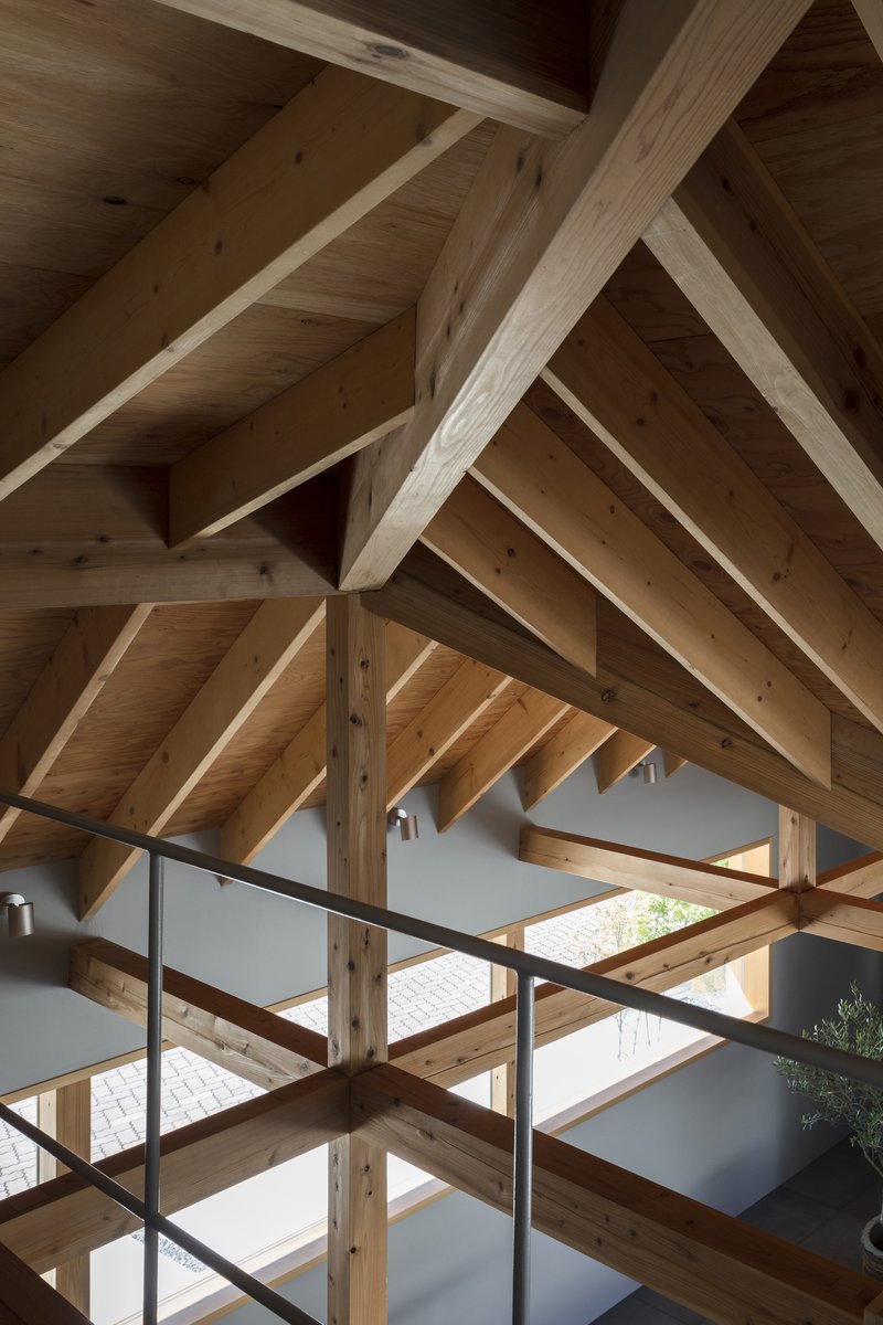 Folded Roof House / ISHIZAKI ARCHITECTS - Image 17 of 26