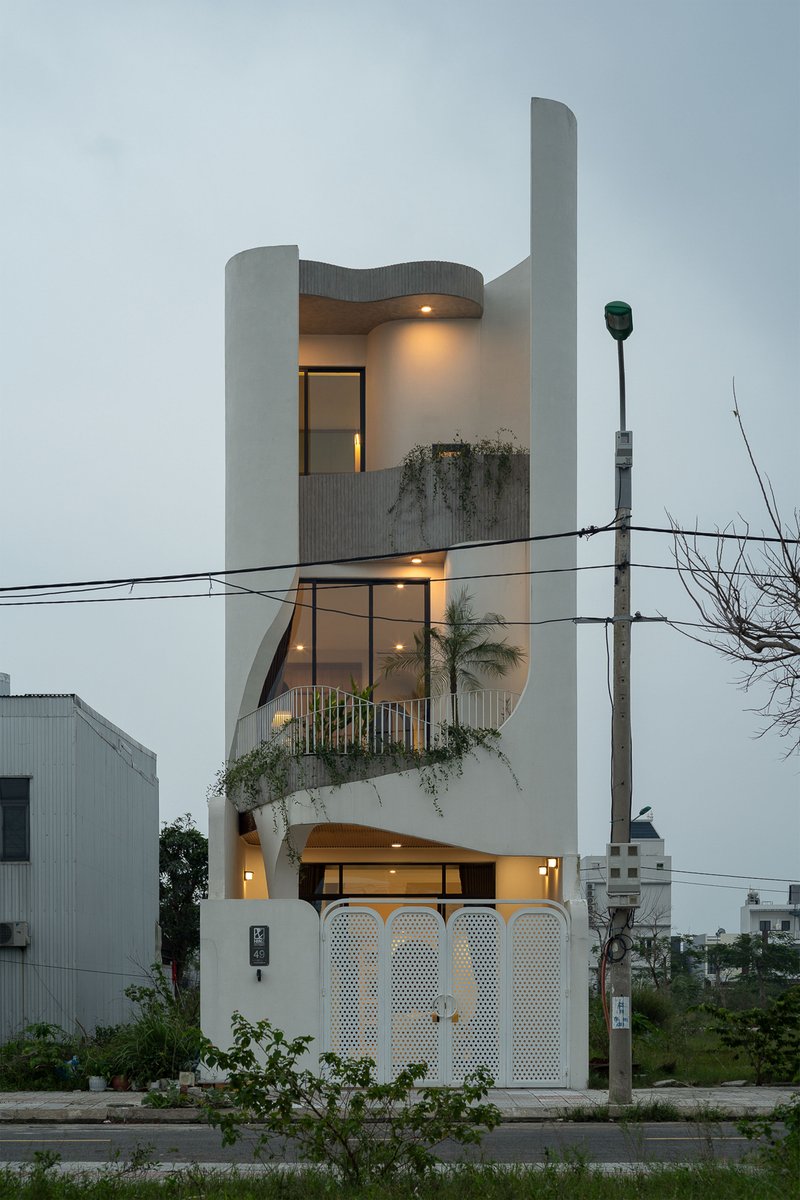 HOIKIENG19 House / Hinzstudio - Exterior Photography, Balcony