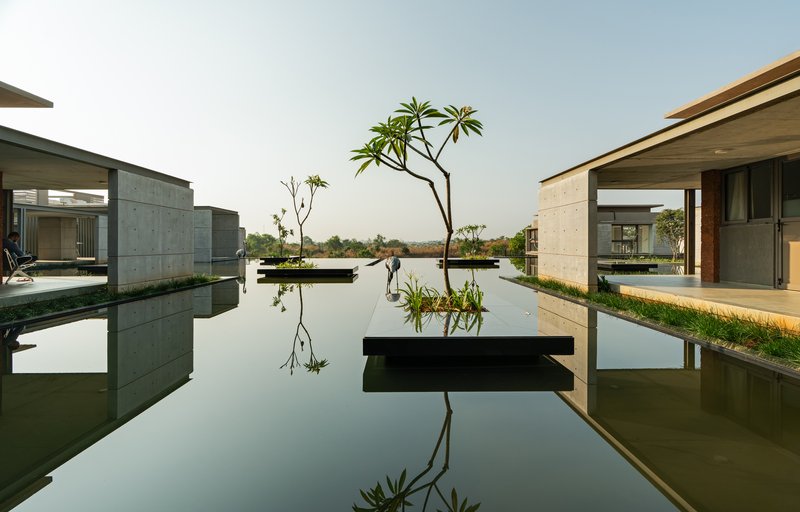 Centro de Cuidados Paliativos Bagchi Karunashraya / Mindspace - Imagem 9 de 36