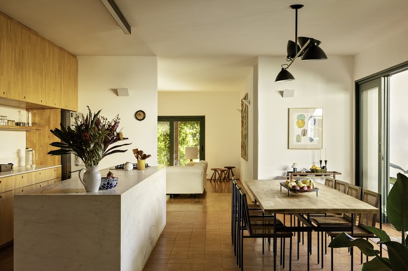Pinheiro Farm / Equipe Lamas - Interior Photography, Dining room, Chair, Table, Wood, Lighting, Countertop, Glass