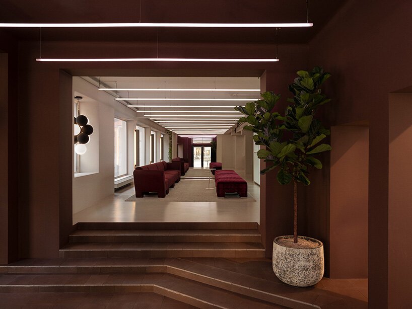 O Estúdio Note Design Organiza o Espaço do Grupo Lammhults em Estocolmo como uma Sequência de Ambientes