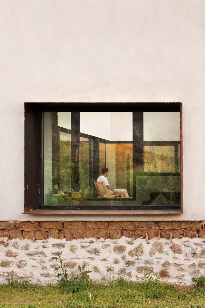 Emptied House – Seasonal Refuge in Soto de Sepúlveda, Segovia / estudio veintidós - Interior Photography