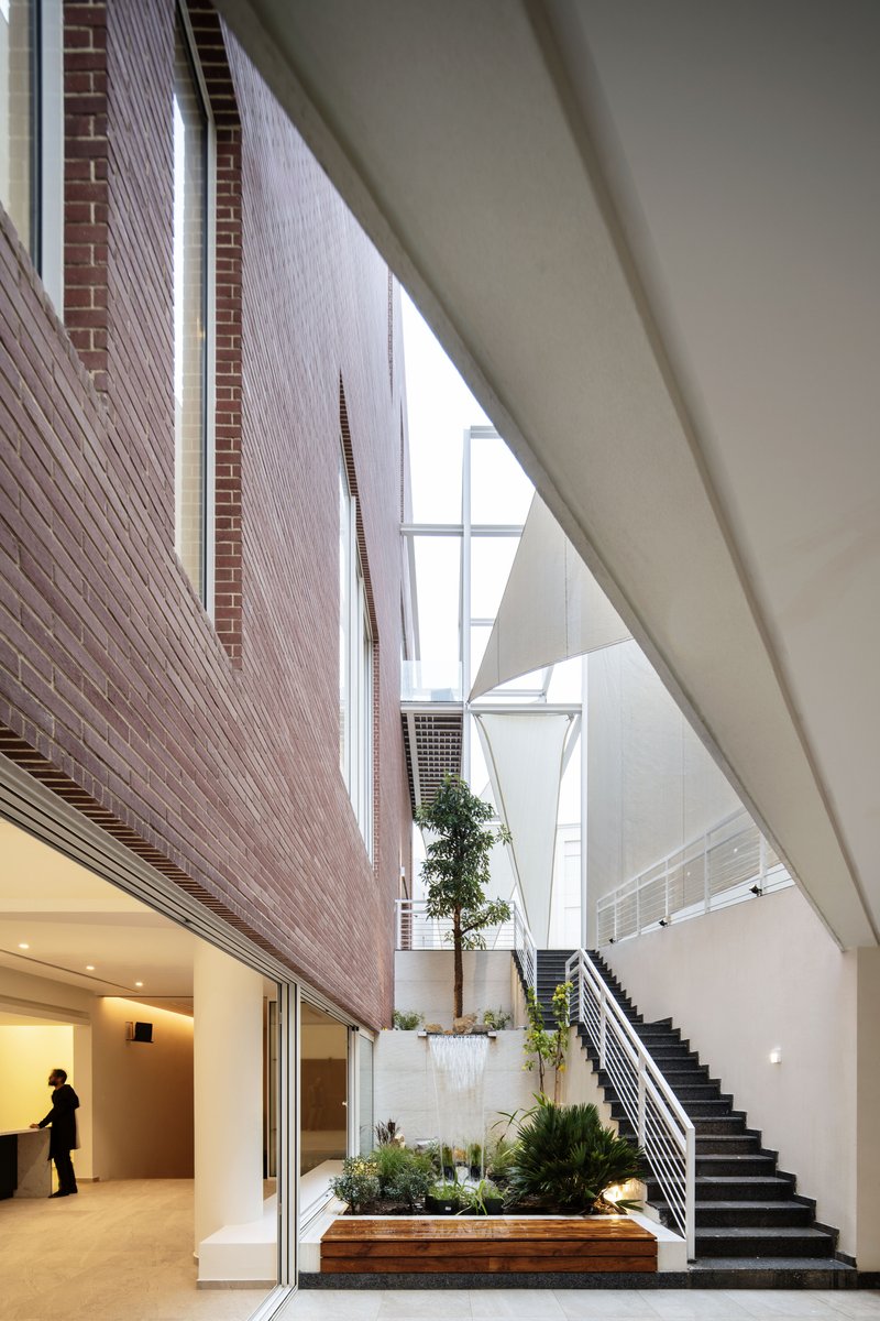 Shade House / Massive Order - Interior Photography